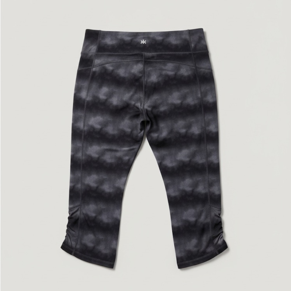 Kyodan Black Gray Ruched Capri Leggings - Picture 3 of 3